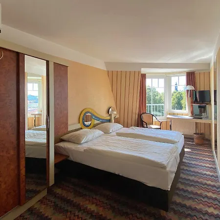 Zum Gruenen Turm 3* Hohen Neuendorf