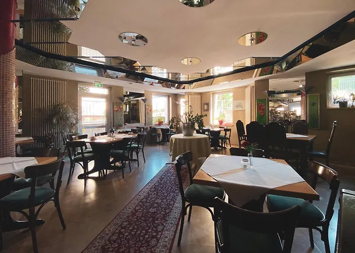 Zum Grünen Turm Hohen Neuendorf