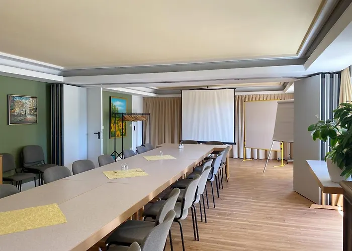 Gasthof Zum Grünen Turm 3*